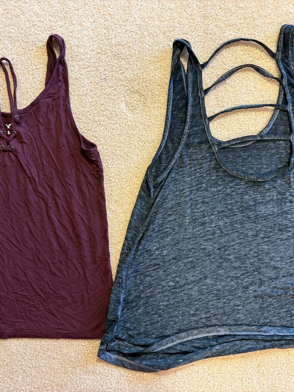 Ladies Bundle of 2 American Eagle Soft & Sexy tanks size medium maroon marbled